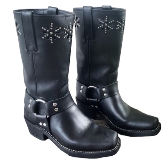 Frye Harness Star Boots in Black Leather with Leaser Cutout Studded Size 6.5 - Picture 2 of 6